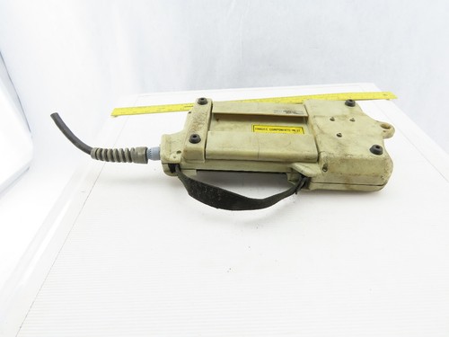 Panasonic AKP 00006 Robotic Welder Manipulator Teach Pendant - Has Case Damage - Picture 10 of 11