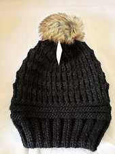 Women's FUR POM SOFT KNIT HAT - BLACK - One Size