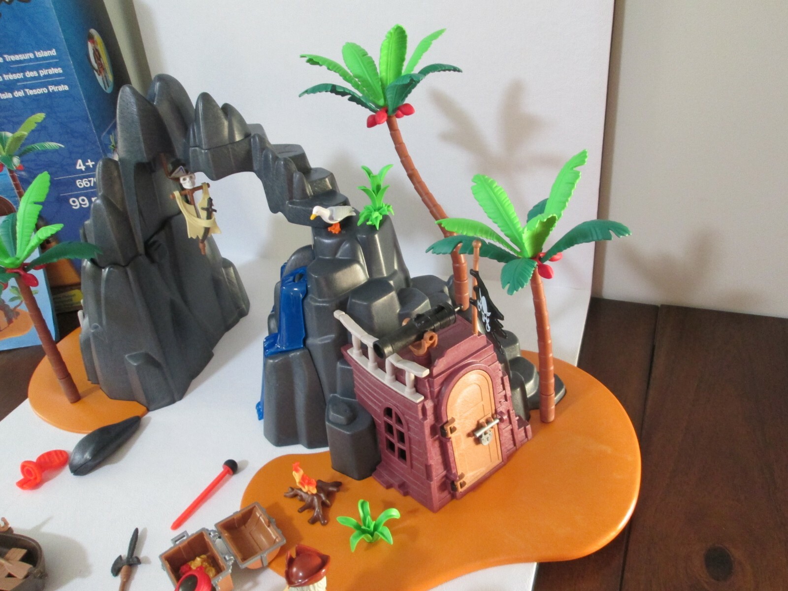 Playmobil Pirates Pirate Treasure Island 6679 Complete with Manual eBay