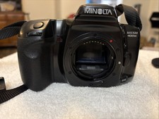 Minolta Maxxum 400si 35mm AF 35-70 Untested Needs Battery