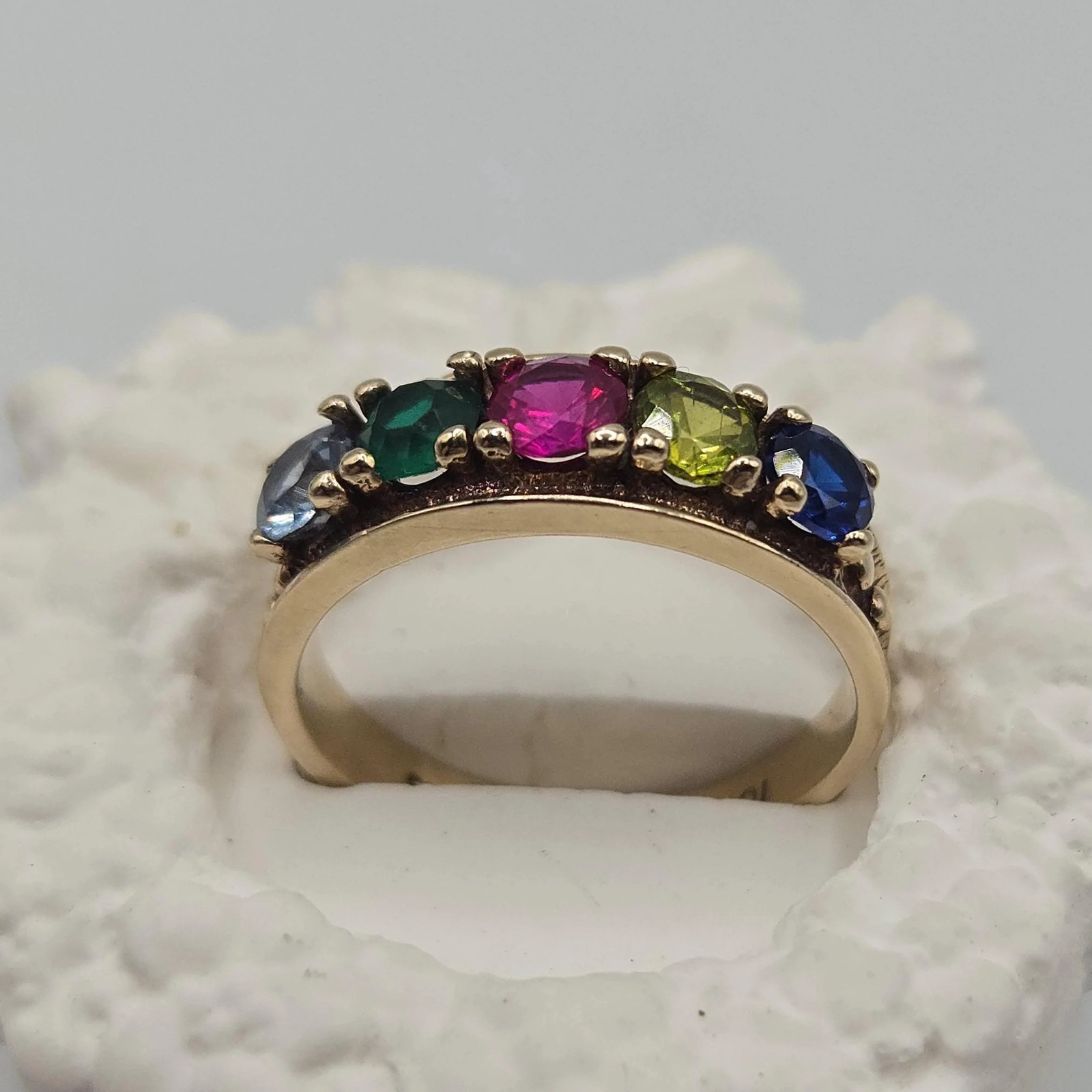 Solid 10K Yellow Gold Ring with Multiple Gemstone… - image 5