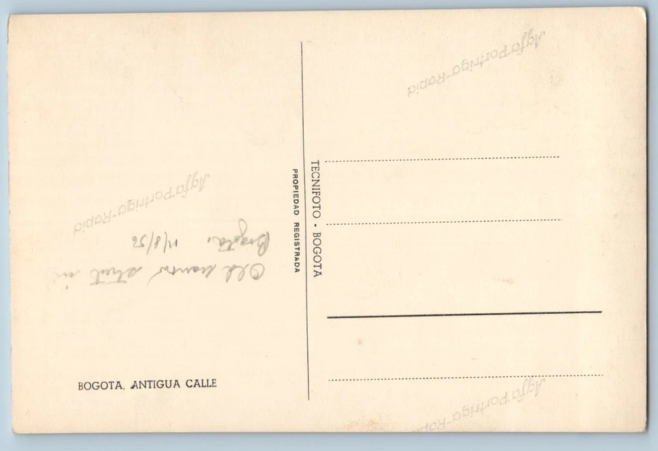 Foto RPPC de colección postal de Colombia calle Antigua Bogotá c1940 Foto 2 de 2