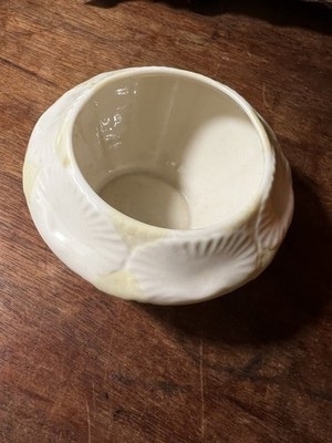 Vintage Belleek Ireland Porcelain Shell Bowl Cachepot Ivory Irish Pottery