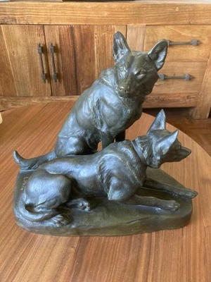 Sculpture en bronze Louis RICHÉ bergers allemands - Photo 1/4