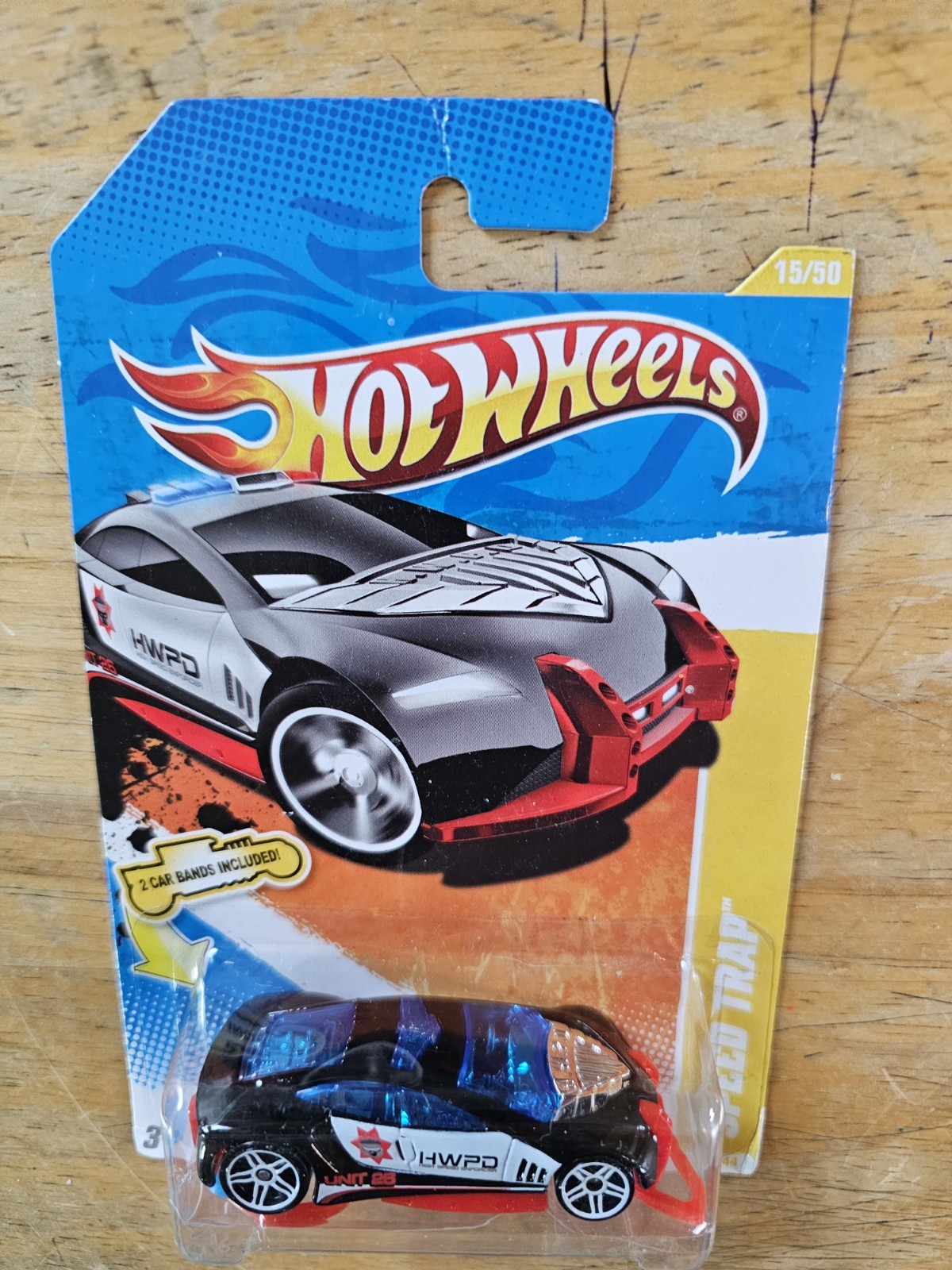 Hot Wheels SPEED TRAP w/ Car Bands, Black; 2011 New Models Series 15/50