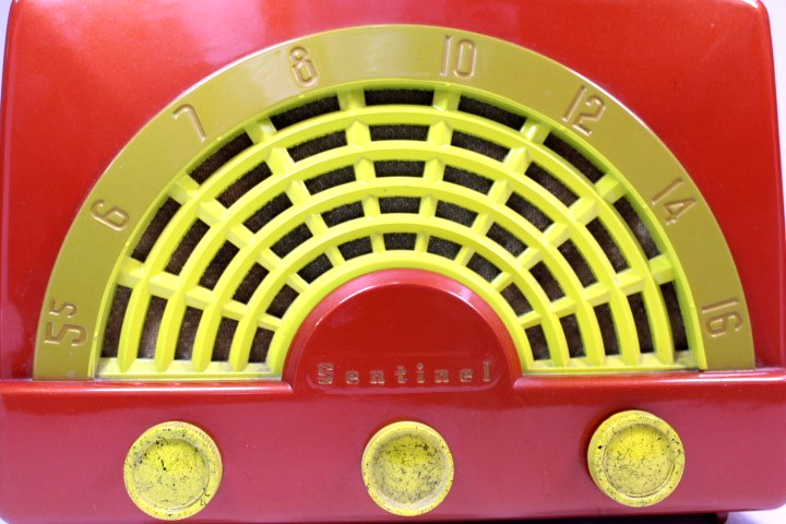 VINTAGE MID CENTURY ANTIQUE SENTINEL & RESTORED MULI COLOR BAKELITE ...