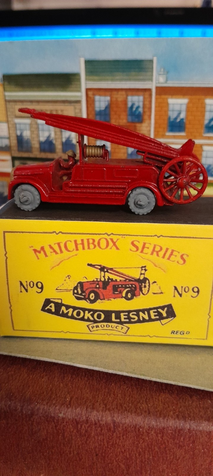 Matchbox 9a, Dennis Fire Escape - Free Price Guide & Review