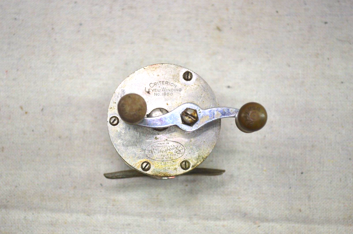Vintage Shakespeare Fishing Reel Model 1960 Criterion Made Vintage Shakespeare Fishing Reel Model 1960 Criterion Made