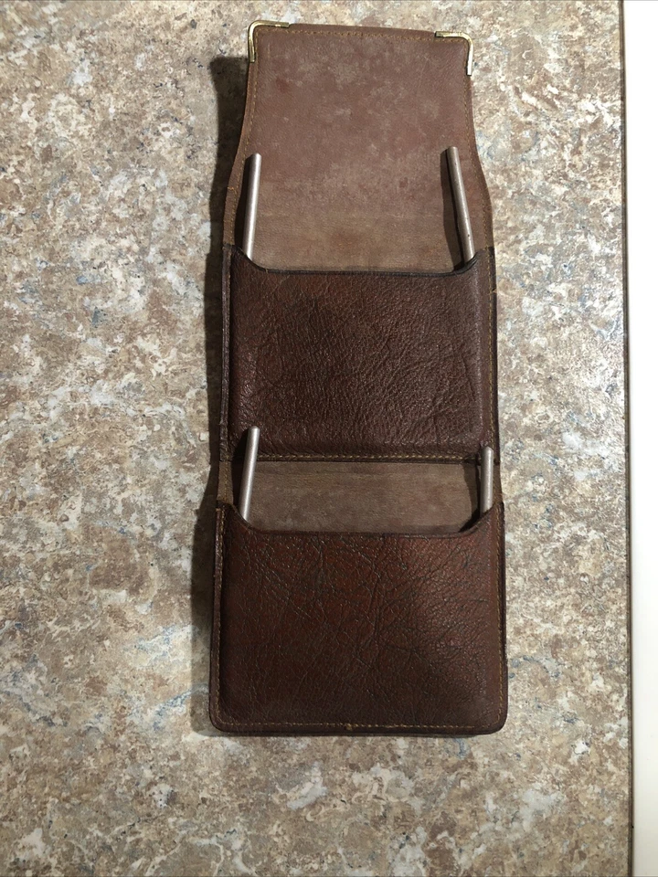 Hermosos detalles vintage de latón para billetera/tarjeta de visita de cuero Foto 3 de 4