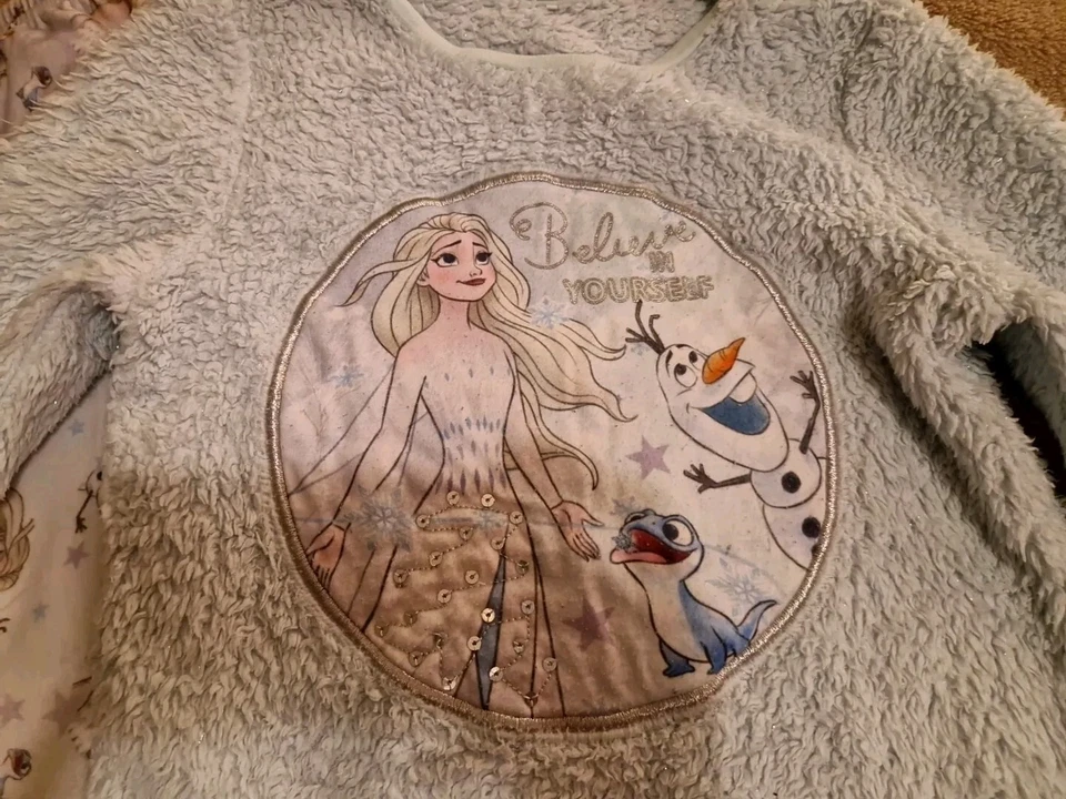 Frozen pyjama size 7-8 years - Elsa - Image 3 of 4