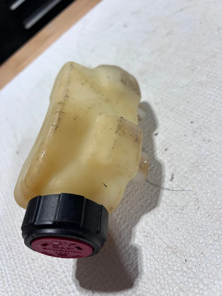 Tanque de gasolina recortadora de cuerda MTD / Troy-bilt 753-06183 / tapa de gas 791-182612 (#6681) Foto 3 de 4