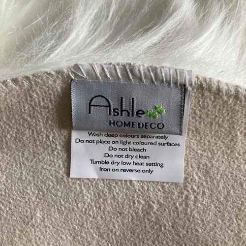 Ashler Faux Fur Rug White Small Area Fluffy Sheepskin Ultra Soft 3’x2’ NEW - Picture 6 of 8