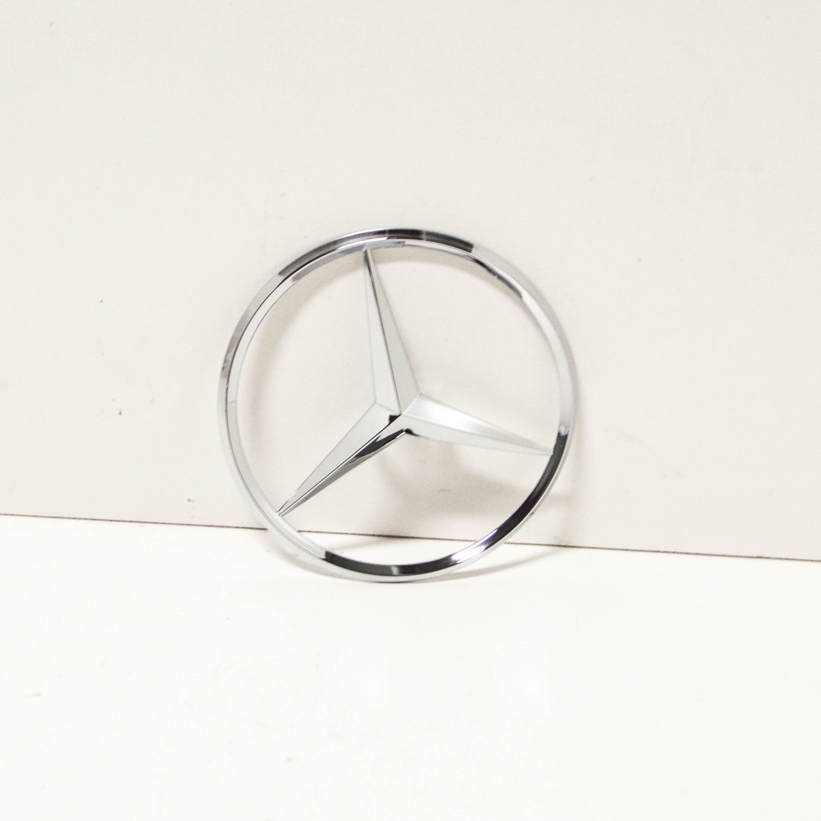 MERCEDES-BENZ CLK C208 Trunk Lid Badge Emblem A2087580058 2001