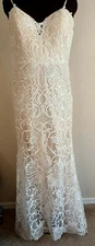 Ti ADORA By Alvina Valenta Ivory Nude Sleeveless Lace Wedding Dress Size 12