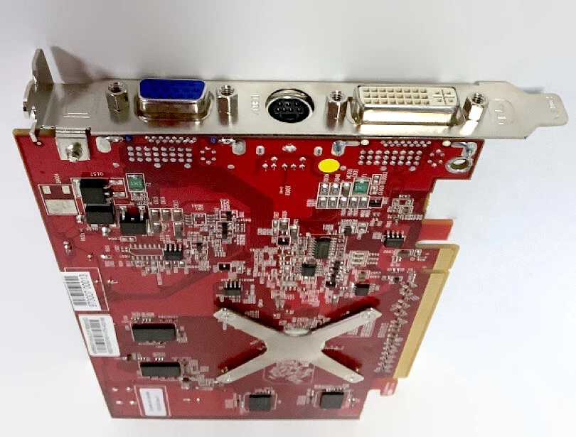 VisionTek 400166 Radeon X1550 PCIe 256MB DDR2 VGA Video Graphics Card - Image 3 of 4