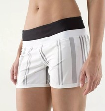 Lululemon Women's Groovy Run Shorts Groovy Stripe Nimbus Vertical Size 6