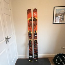 Volkl Revolt 121 Powder Skis 184mm with Salomon Shift 13 Bindings Used Once