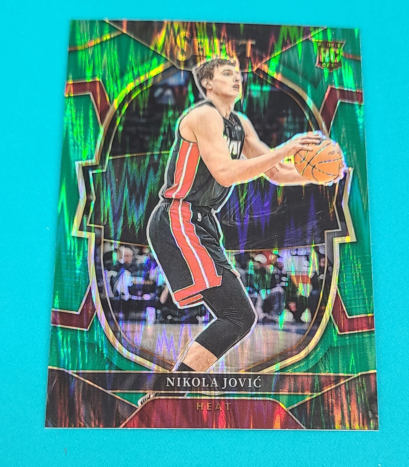 2022-23 Panini Select Green Shock Prizm RC #91 Nikola Jovic Miami Heat Card p