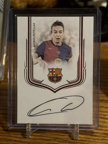 2025-26 Futera Platinum Barcelona Alexia Putellas Auto On Card /2 SSP Dynasty