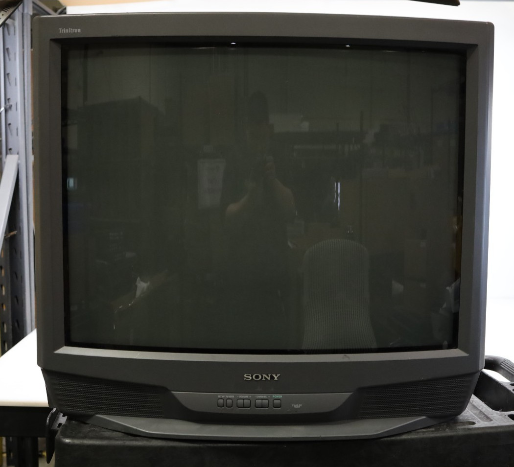 Sony Trinitron KV-32S42 32" 480i CRT Television