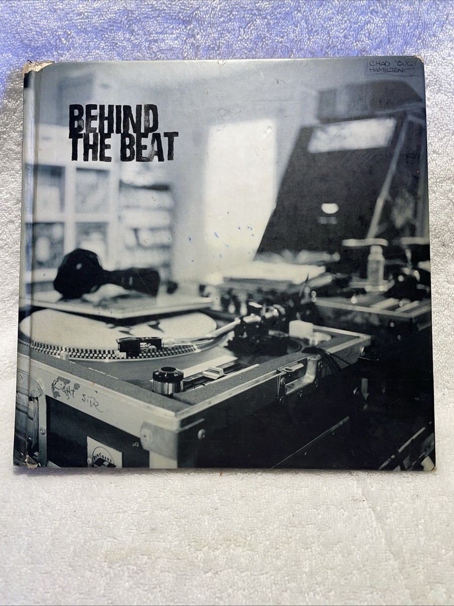Behind the Beat : Hip Hop Home Studios by Not Available