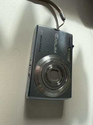CASIO EXILIM EX-Z250 Digitalkamera Aqua BlaU 9,1 MP 28 mm 4x Zoom Vintage