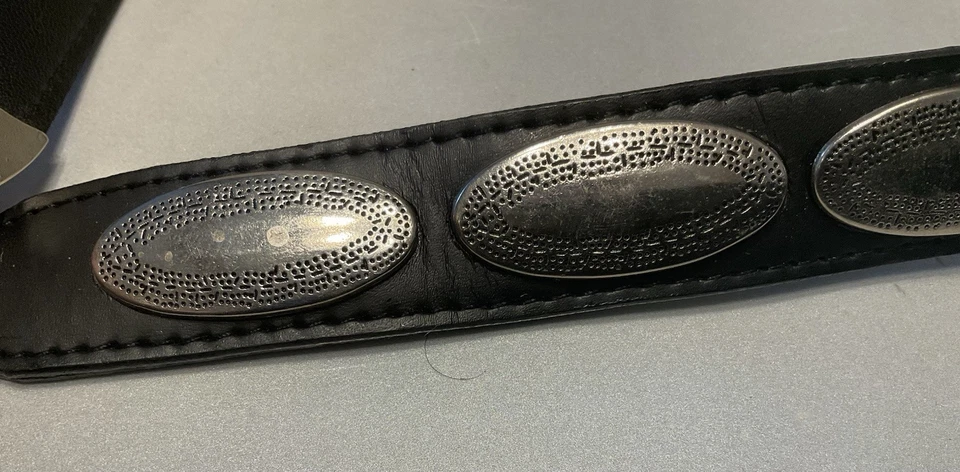 Z 70s–80s Captiva Collections Black Leather Western Belt Silver Studs Sz S - Image 4 of 4