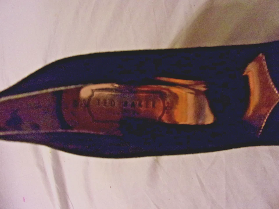 Mujer Ted Baker Tacones Negro Gamuza Talla 10 Nuevo con Caja Ancho Tacón Alto 4" Alto Foto 2 de 3