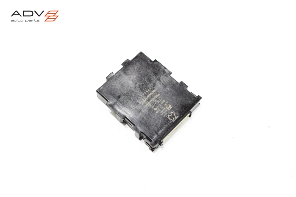 MÓDULO DE CONTROL INFORMÁTICO TOYOTA CROWN NETWORK GATEWAY 2023-2025 OEM Foto 2 de 4