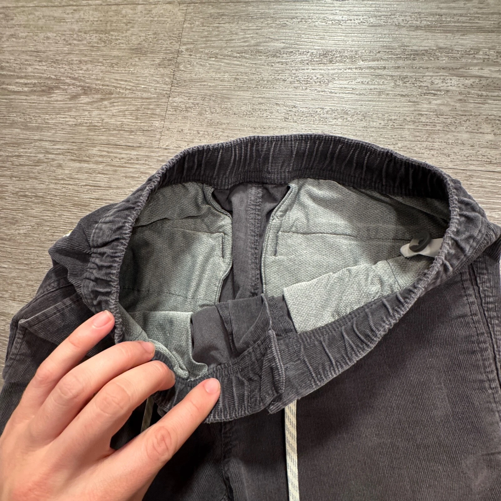 vuori optimist corduroy v440 athleisure pants