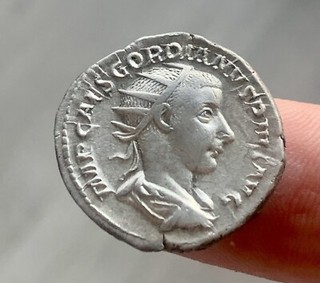 #34 Antoninian Gordian III R2 Concordia AVG