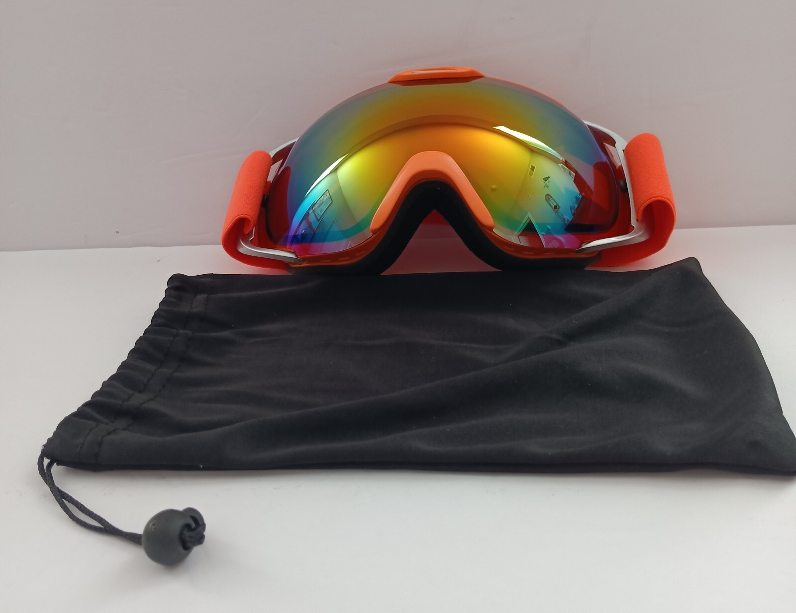 Unisex Snowboarding / Ski  Googles With Carry Bag~ Adjustable Band