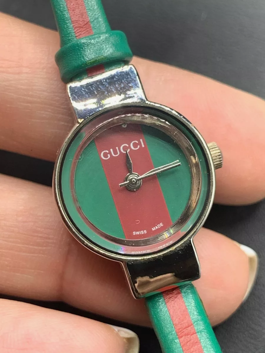 Vintage gucci store women's watch