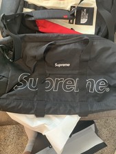 supreme duffle bolsa fw18