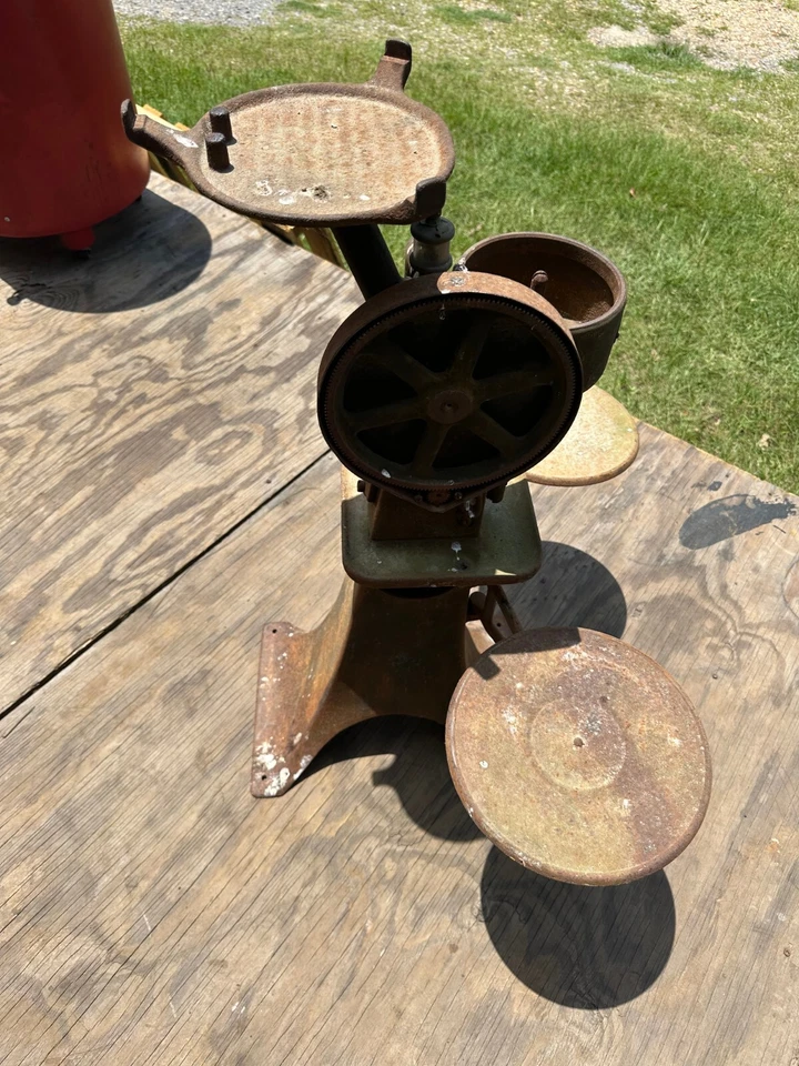 Separador centrífico crema manivela de hierro fundido antiguo vintage Delaval Nº 10 Foto 2 de 4