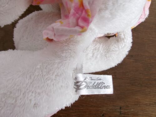 Peluche DIDDL diddlina 28 cm Robe rose lune et étoiles jaunes - Afbeelding 4 van 5