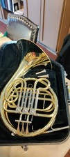 Jupiter Single Fench Horn with case and two mouthpieces