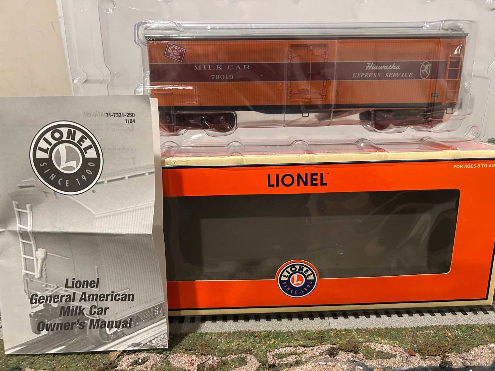 Click here to see eBay Auction