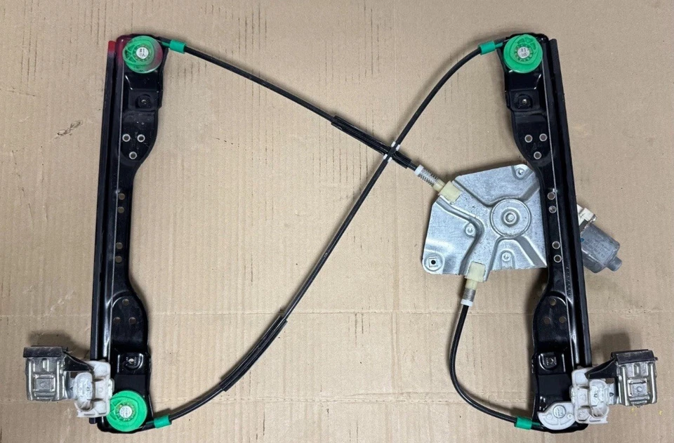 06 - 10 Hummer H3 Front Window Regulator / Motor RH Passenger Side OEM 25939269 - Image 3 of 3