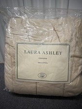 Laura Ashley Chantilly Jacquard Twin Comforter 63  X 86  European Collection
