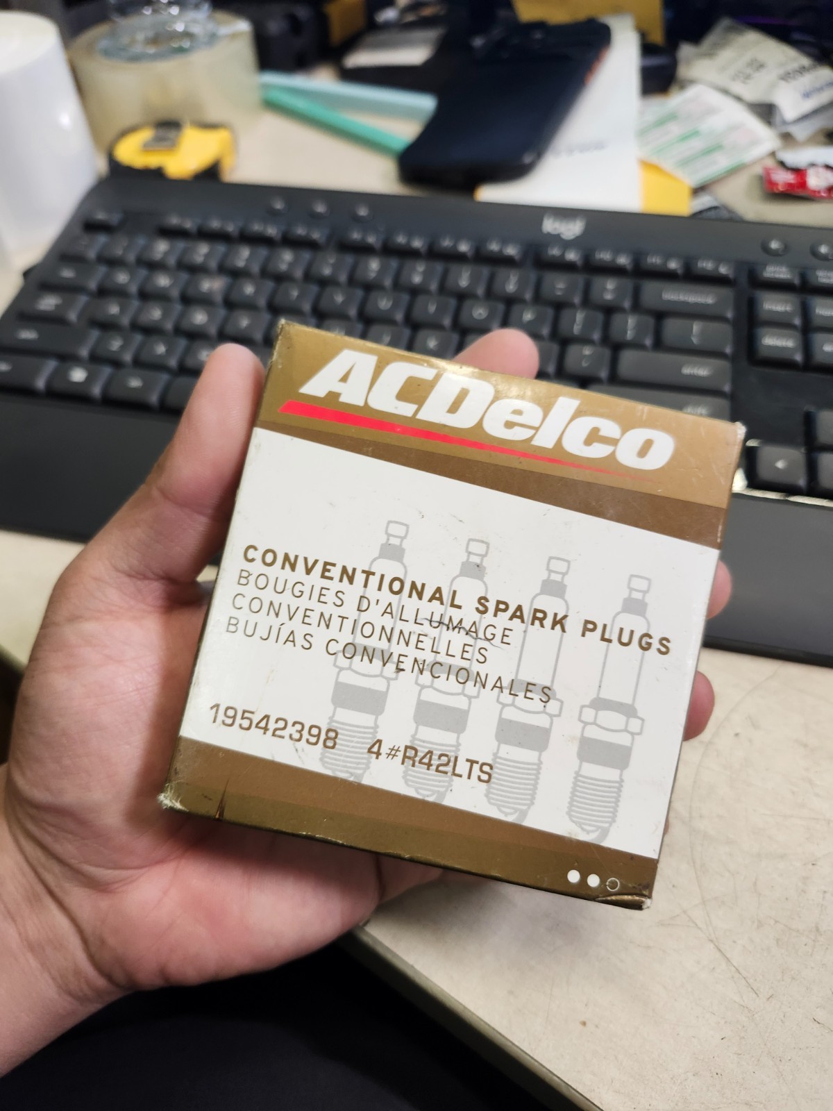 Lot Of 4 AcDelco Conventional Spark PLugs 19542398 4#R42LTS 