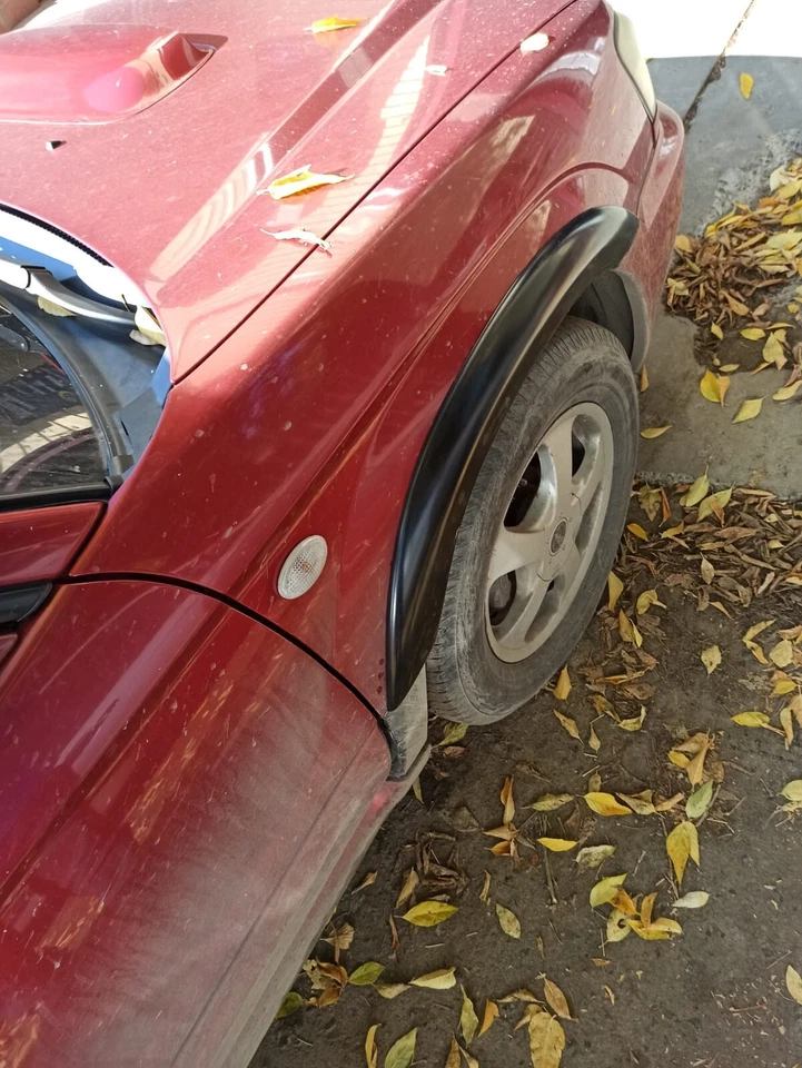 Juego de cubierta de guardabarros de plástico ABS para Subaru Forester SG 2003-2008 Foto 2 de 4