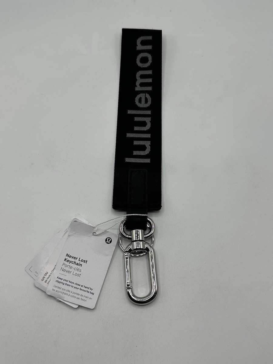 lululemon Never Lost Keychain ブラック New Lululemon Never Lost Keychain - Black/White | eBay