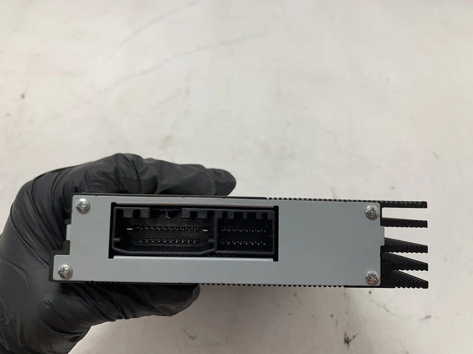 2019 Doge Charger RT Radio Audio Amplifier Part Is Used OEM Foto 3 de 4