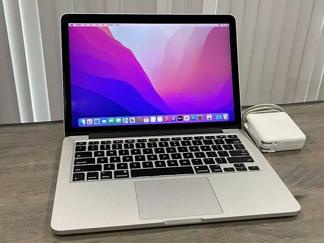 2015 Apple MacBook Pro 13