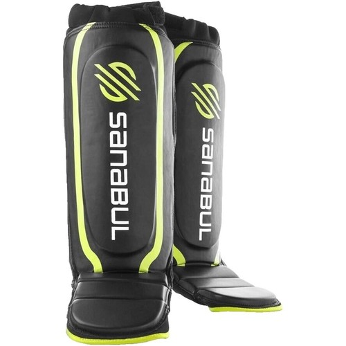 New Wilson Kids Soccer Shin Guards Lightweight For Kids Up To 4 Ft