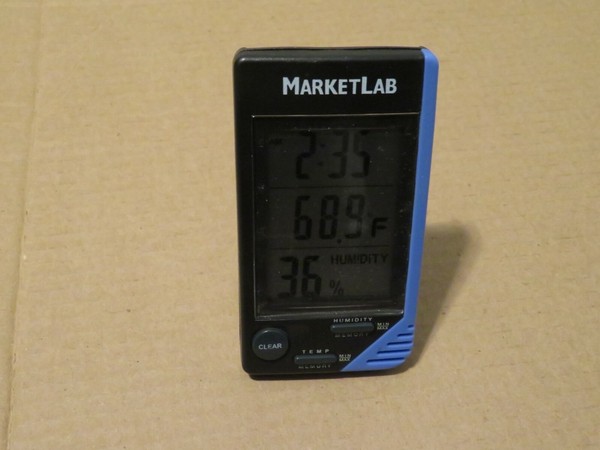 Market Lab ML4040 Termómetro/Reloj/Monitor de Humedad Trazable MarketLab