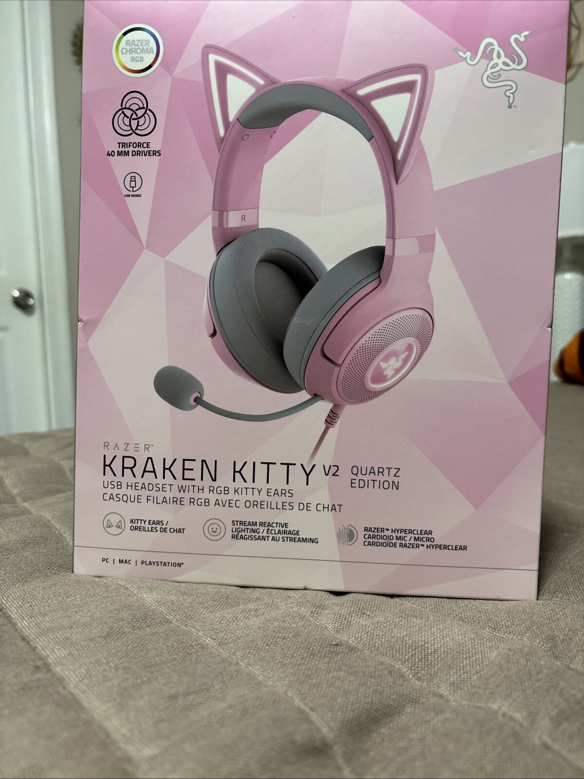 Gaming Headset with mic USB (Never Used)-image