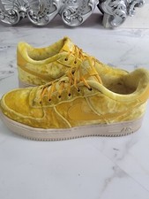NIKE AIR FORCE "MINERAL GOLD VELVET" YOUTH SIZE 6