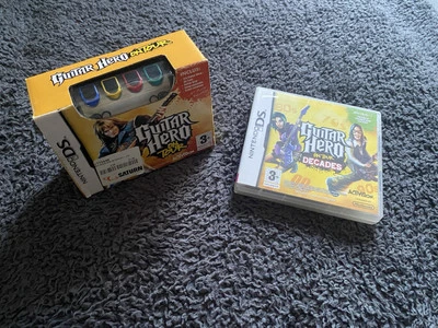 PACK GUITARE HERO ON TOUR + GUITARE GRIP + ON TOUR DECADES NINTENDO DS COMPLET - Photo 1/4